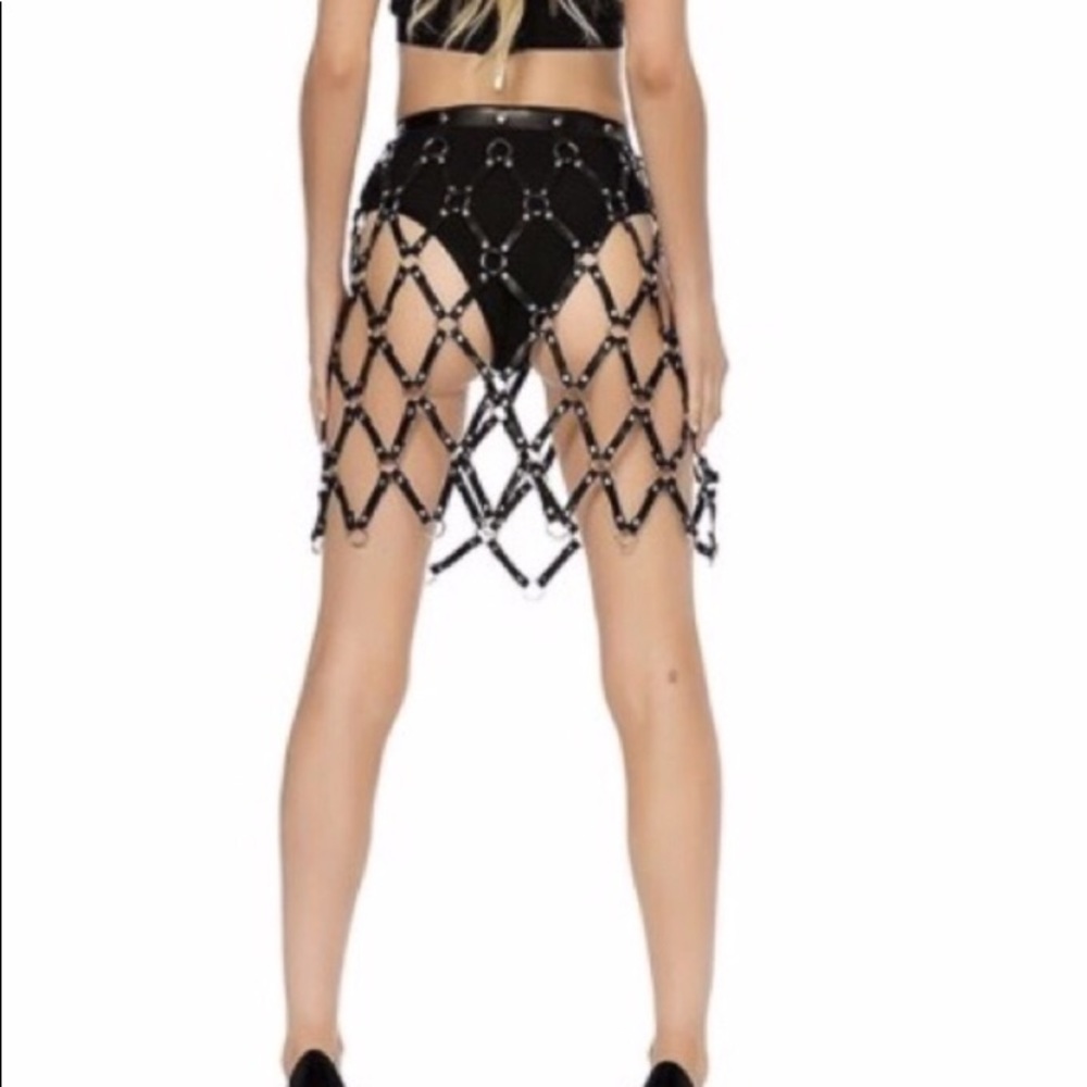 Cut-Out Harness/belt